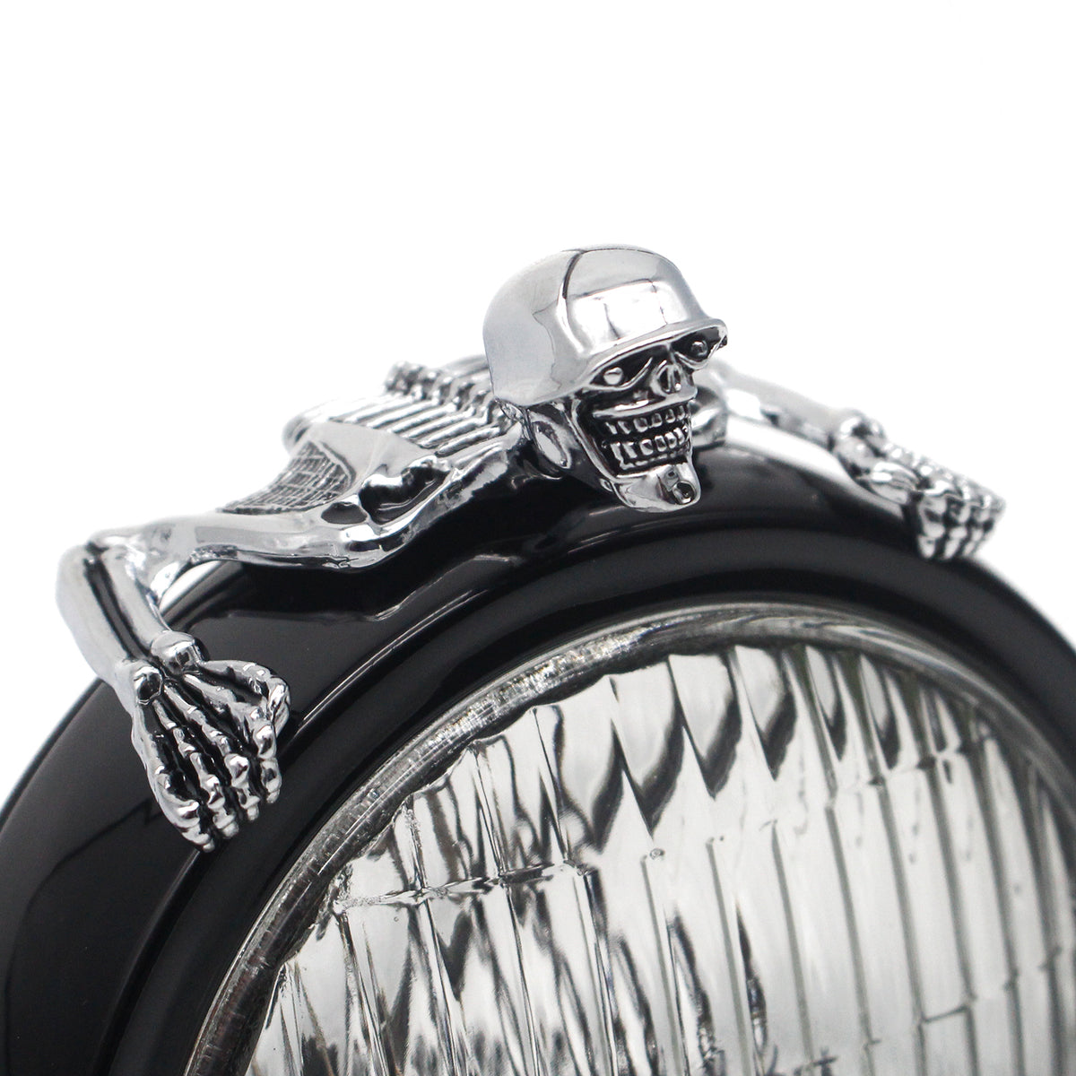 Skull Headlight Ornament For Small 4, 4-1/2 and 5-3/4 inch, Large 7 Inch Headlights and Mudguards, Fits Harley, Custom, For Bobber & Chopper Motorcycles Chorme
